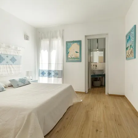 Angelina Con Piscina E Giardino Privato A Pochi Passi Dalla Di Campus * فيلاّسيمِيوس