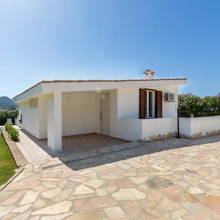 Angelina Con Piscina E Giardino Privato A Pochi Passi Dalla Di Campus וילה