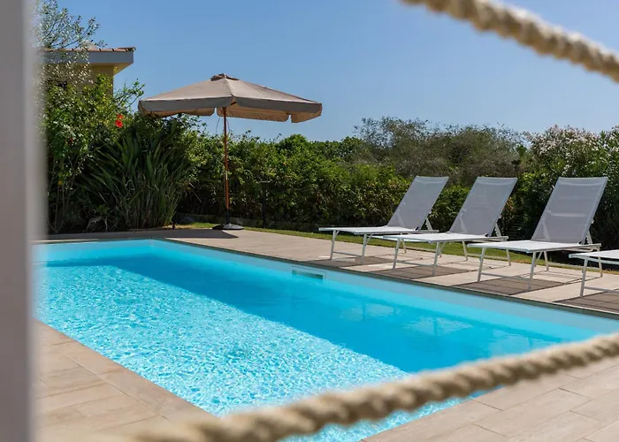 Angelina Con Piscina E Giardino Privato A Pochi Passi Dalla Di Campus